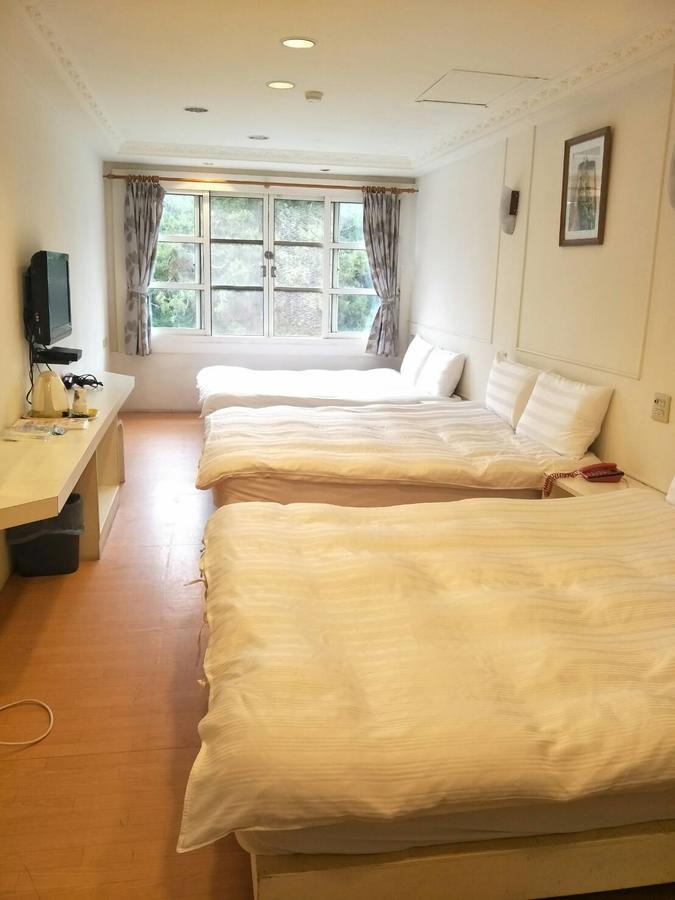 Maria Hotel Чжунчжэн Экстерьер фото