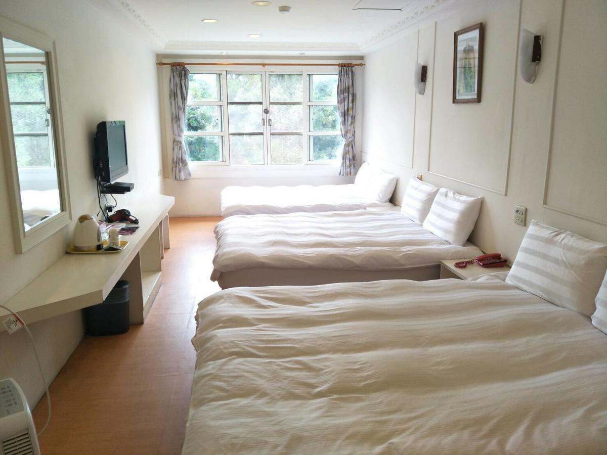 Maria Hotel Чжунчжэн Экстерьер фото